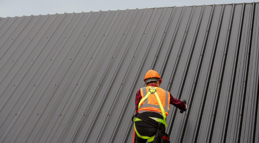 Professional metal roof installation services in Tinley Park, IL